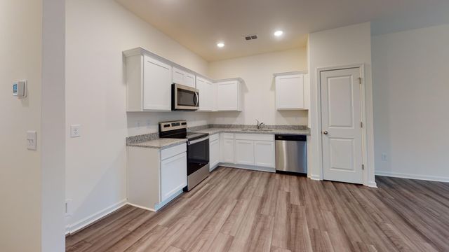 194 Halstead Drive, Moncks Corner, SC 29461