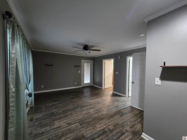 5105 Bradford Road, West Paducah, KY 42086