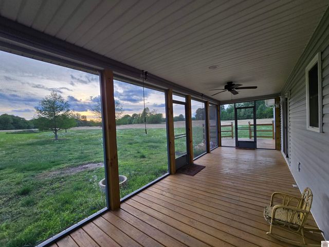 5105 Bradford Road, West Paducah, KY 42086