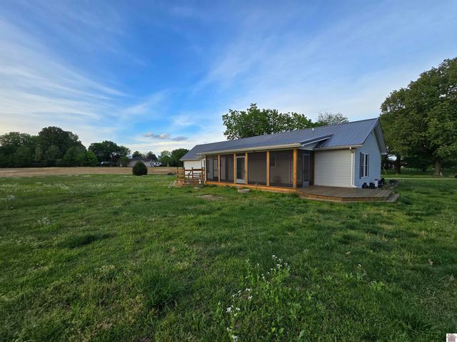 5105 Bradford Road, West Paducah, KY 42086