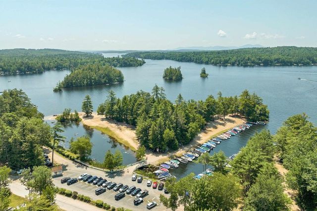 120 Locarno Street, Moultonborough, NH 03254