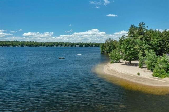120 Locarno Street, Moultonborough, NH 03254