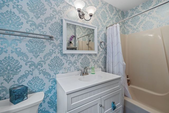 120 Locarno Street, Moultonborough, NH 03254