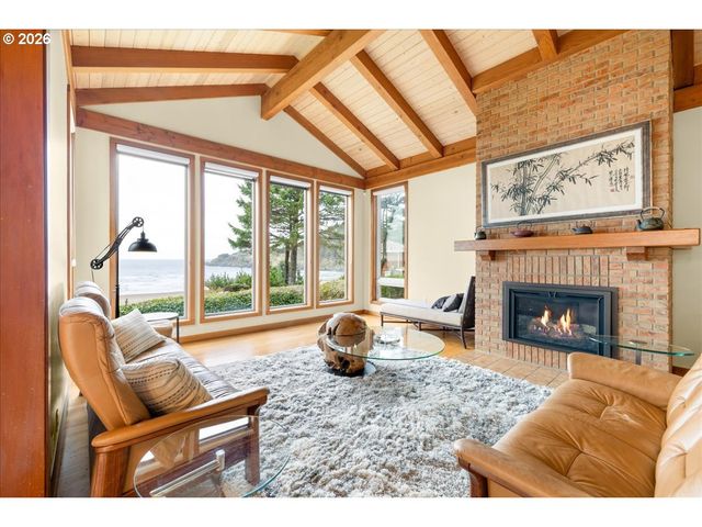 4515 N COAST Hwy, Newport, OR 97365