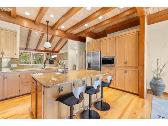 4515 N COAST Hwy, Newport, OR 97365