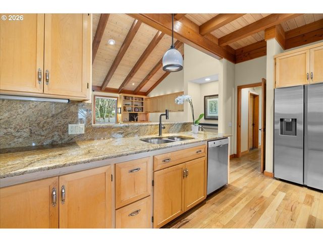 4515 N COAST Hwy, Newport, OR 97365