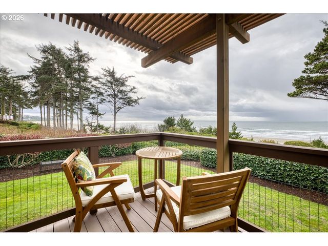 4515 N COAST Hwy, Newport, OR 97365