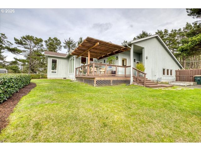 4515 N COAST Hwy, Newport, OR 97365