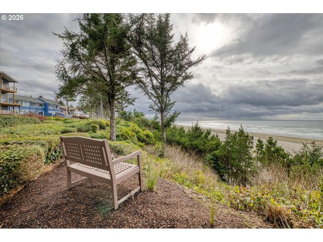 4515 N COAST Hwy, Newport, OR 97365