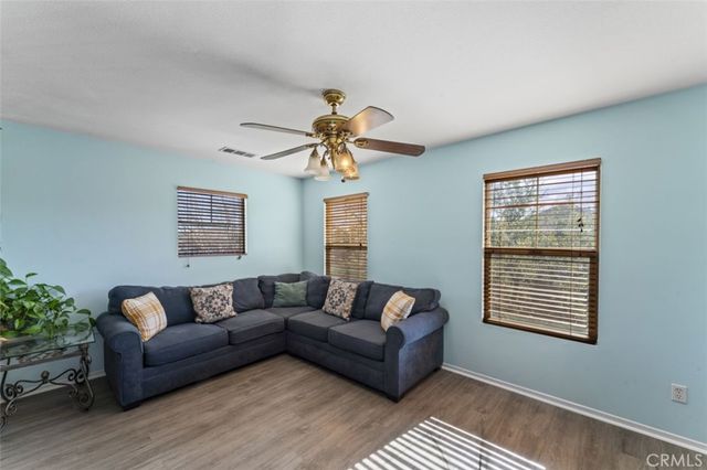 44329 47th W, Lancaster, CA 93536