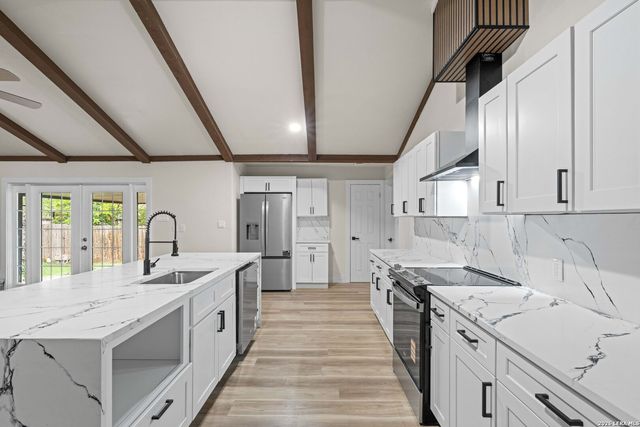 5914 Forest Mill, San Antonio, TX 78240