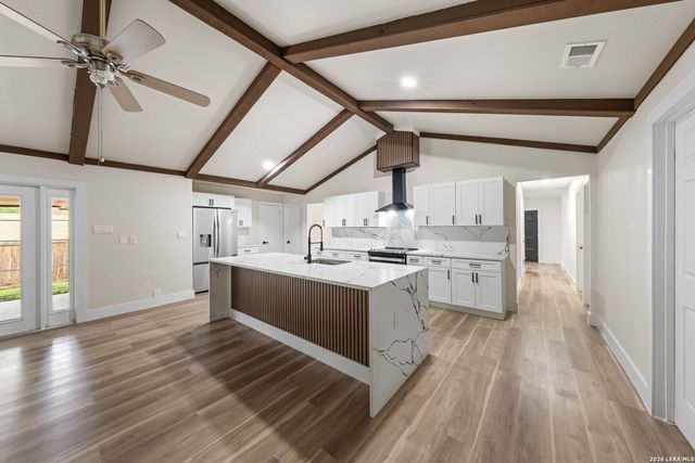 5914 Forest Mill, San Antonio, TX 78240