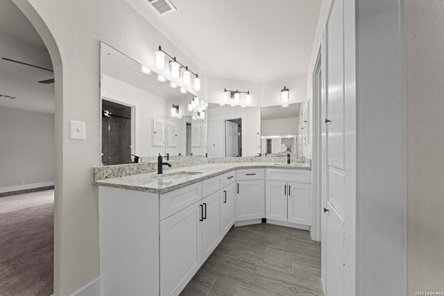 5914 Forest Mill, San Antonio, TX 78240
