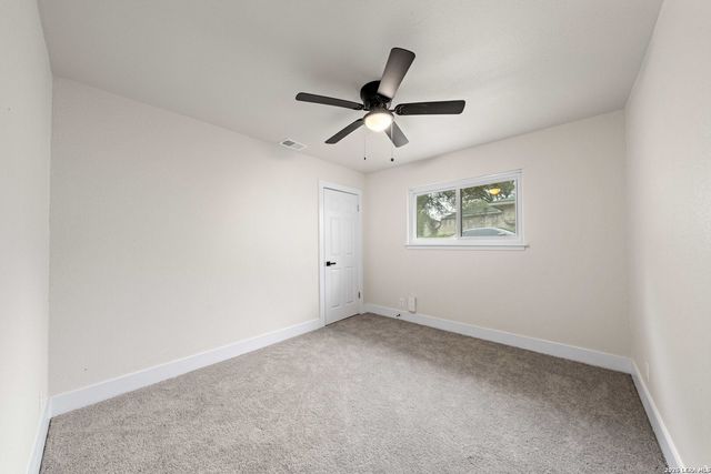 5914 Forest Mill, San Antonio, TX 78240