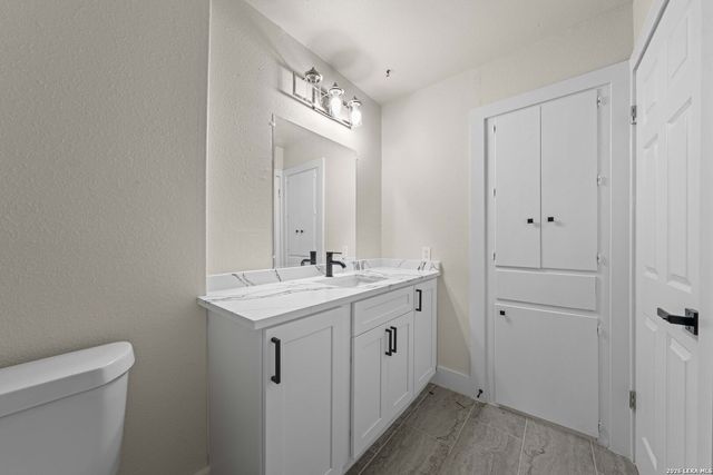 5914 Forest Mill, San Antonio, TX 78240