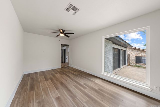 5914 Forest Mill, San Antonio, TX 78240