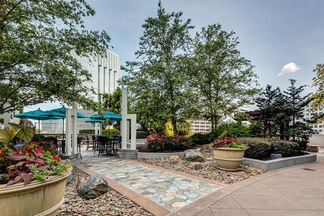 3324 Peachtree Road NE 2610, Atlanta, GA 30326