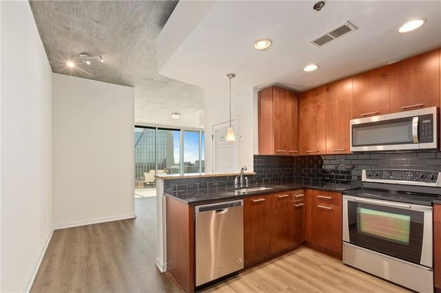 3324 Peachtree Road NE 2610, Atlanta, GA 30326
