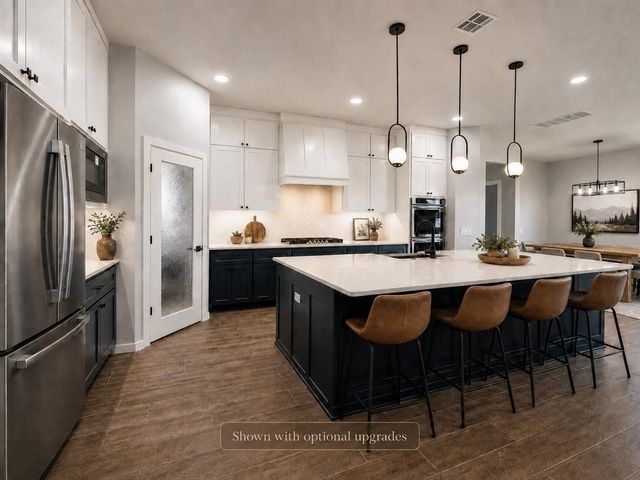 4548 Maple Ridge Drive, Edmond, OK 73034