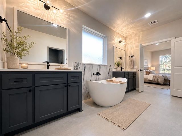 4548 Maple Ridge Drive, Edmond, OK 73034