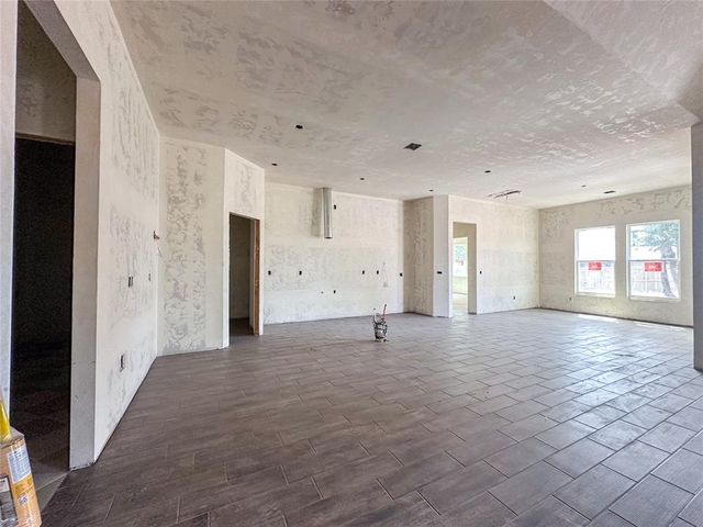 4548 Maple Ridge Drive, Edmond, OK 73034
