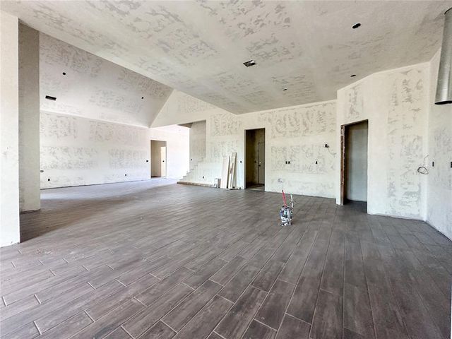 4548 Maple Ridge Drive, Edmond, OK 73034