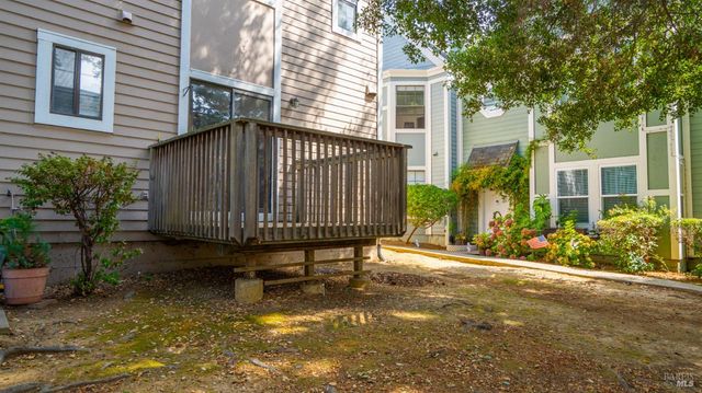 777 Military E, Benicia, CA 94510