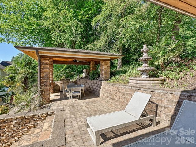 21425 Crown Lake Drive, Cornelius, NC 28031