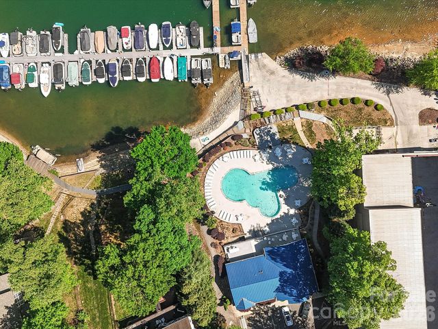 21425 Crown Lake Drive, Cornelius, NC 28031