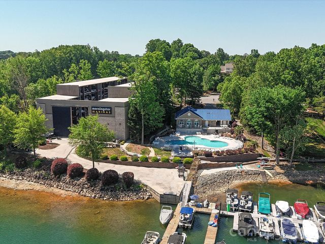21425 Crown Lake Drive, Cornelius, NC 28031
