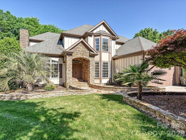 21425 Crown Lake Drive, Cornelius, NC 28031