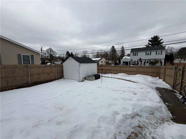 52 Cottonwood Drive, Cranston, RI 02921