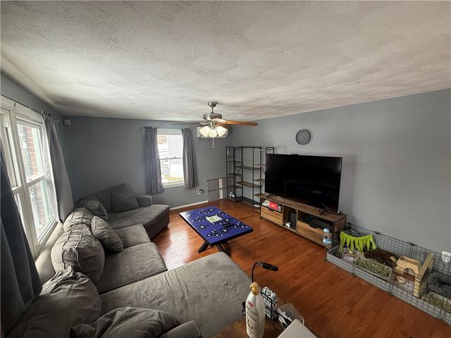 52 Cottonwood Drive, Cranston, RI 02921