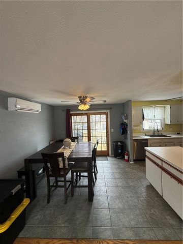 52 Cottonwood Drive, Cranston, RI 02921