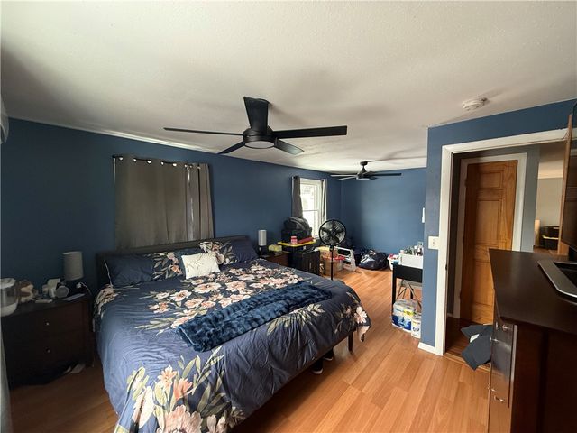 52 Cottonwood Drive, Cranston, RI 02921