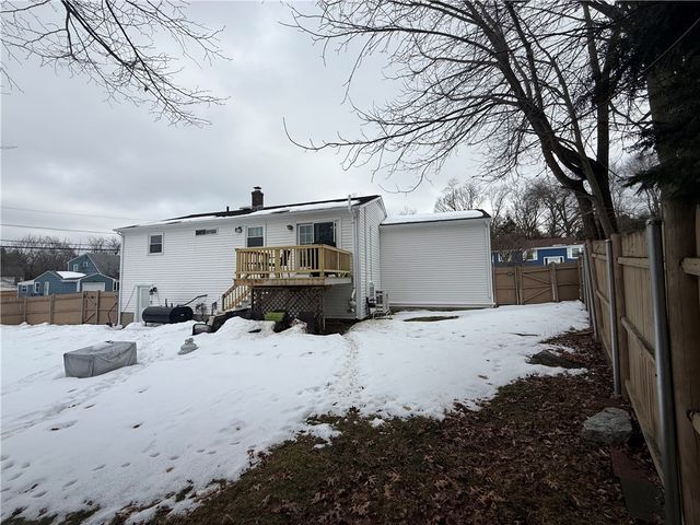 52 Cottonwood Drive, Cranston, RI 02921