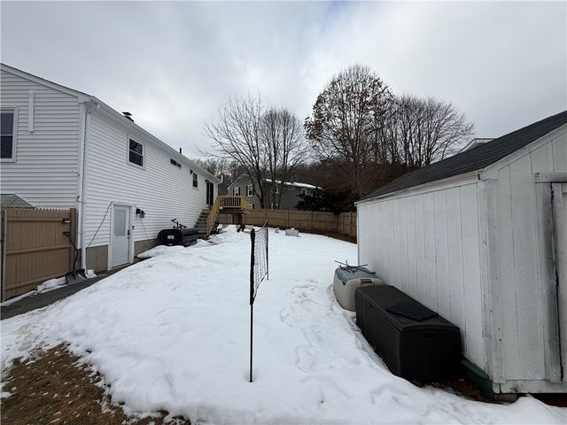 52 Cottonwood Drive, Cranston, RI 02921