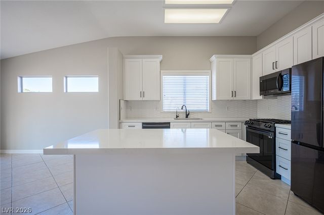 2052 Poppywood Avenue, Henderson, NV 89012