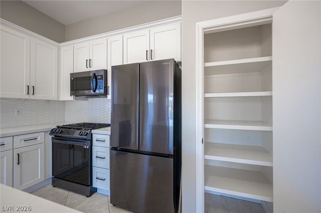 2052 Poppywood Avenue, Henderson, NV 89012