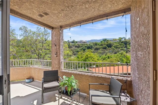 2500 San Gabriel Way 306, Corona, CA 92882