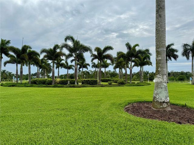 9718 CRYSTAL ISLES CIRCLE, Sarasota, FL 34241