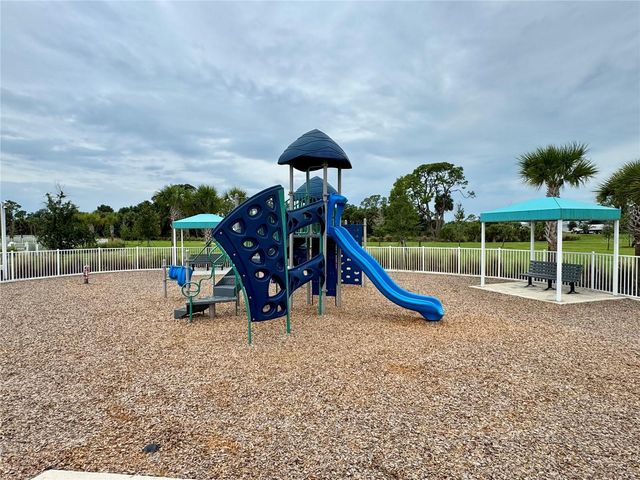 9718 CRYSTAL ISLES CIRCLE, Sarasota, FL 34241
