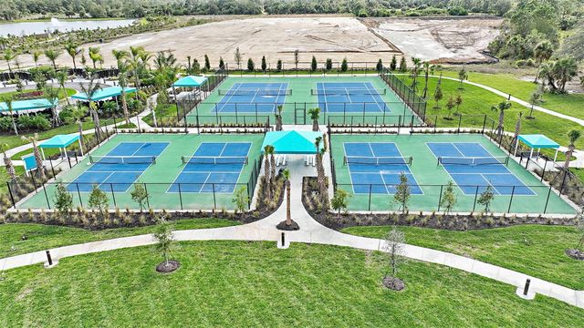 9718 CRYSTAL ISLES CIRCLE, Sarasota, FL 34241