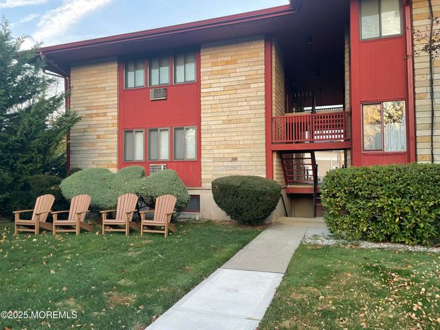 530 Highway 71 4, Spring Lake Heights, NJ 07762