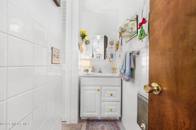 530 Highway 71 4, Spring Lake Heights, NJ 07762