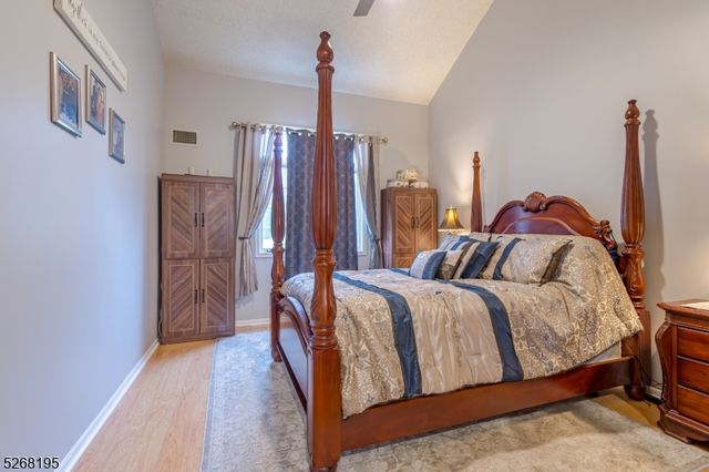 1 Chadwick Ln 1 F, Monroe Twp., NJ 08831