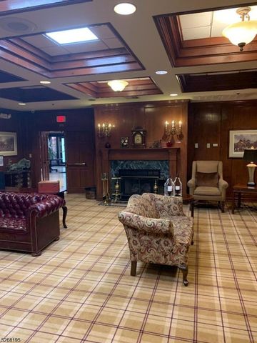 1 Chadwick Ln 1 F, Monroe Twp., NJ 08831