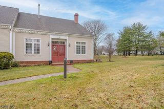 1 Chadwick Ln 1 F, Monroe Twp., NJ 08831