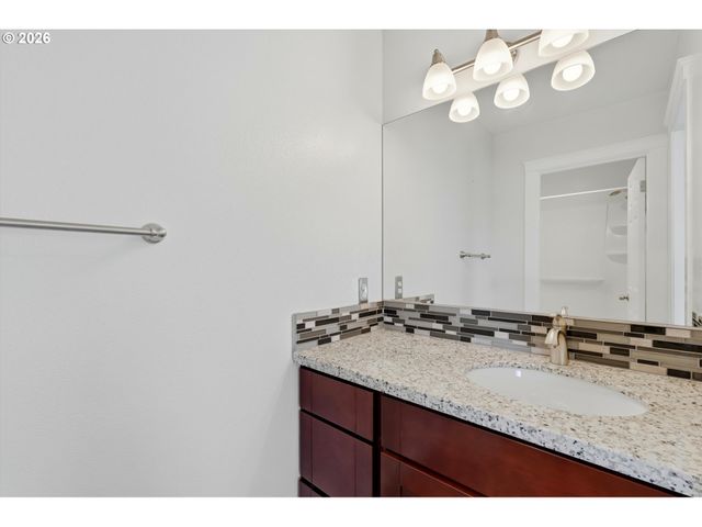 6898 Se BRIGADOON St, Milwaukie, OR 97267