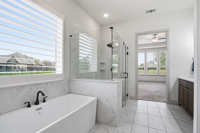 12140 Indian Creek Drive, Fort Worth, TX 76179